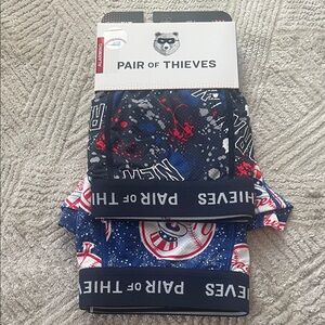 Men’s Pair of Thieves New York Yankees Boxer Briefs (2 pk)